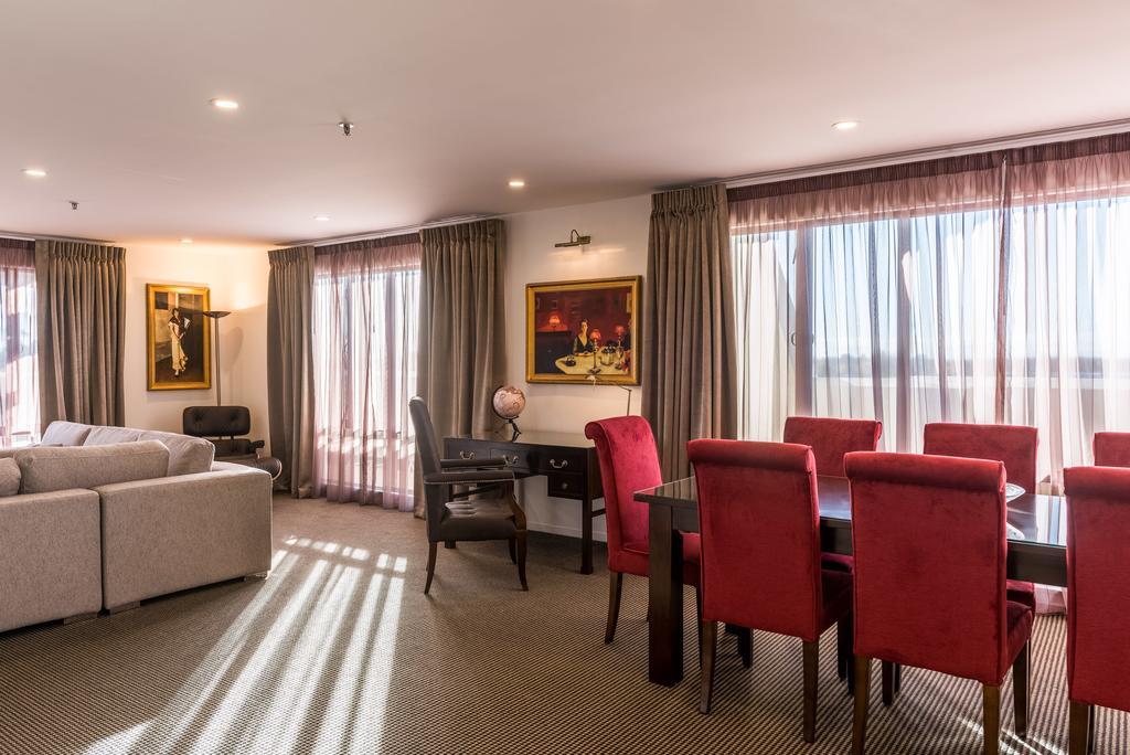 Fino Hotel & Suites Крайстчёрч Экстерьер фото