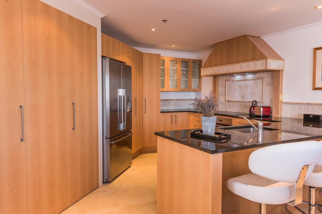 Fino Hotel & Suites Крайстчёрч Экстерьер фото